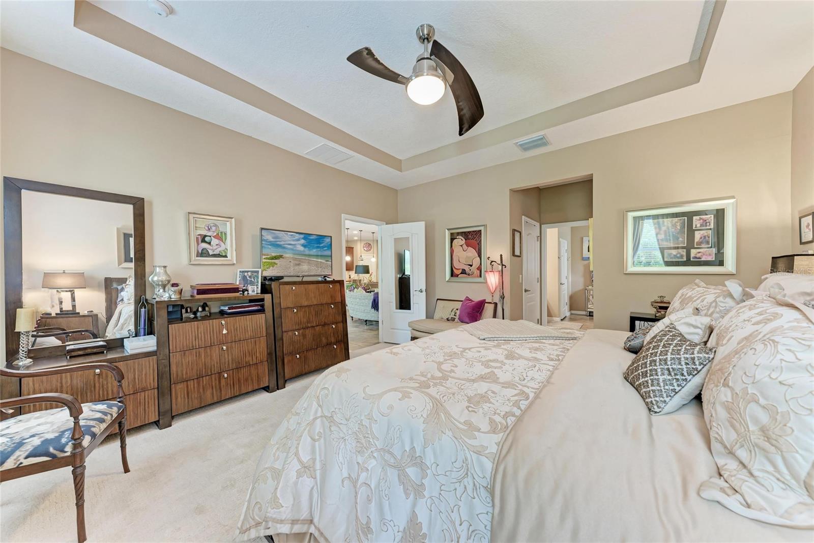 Image 21 of 48 For 2944 Oriole Drive