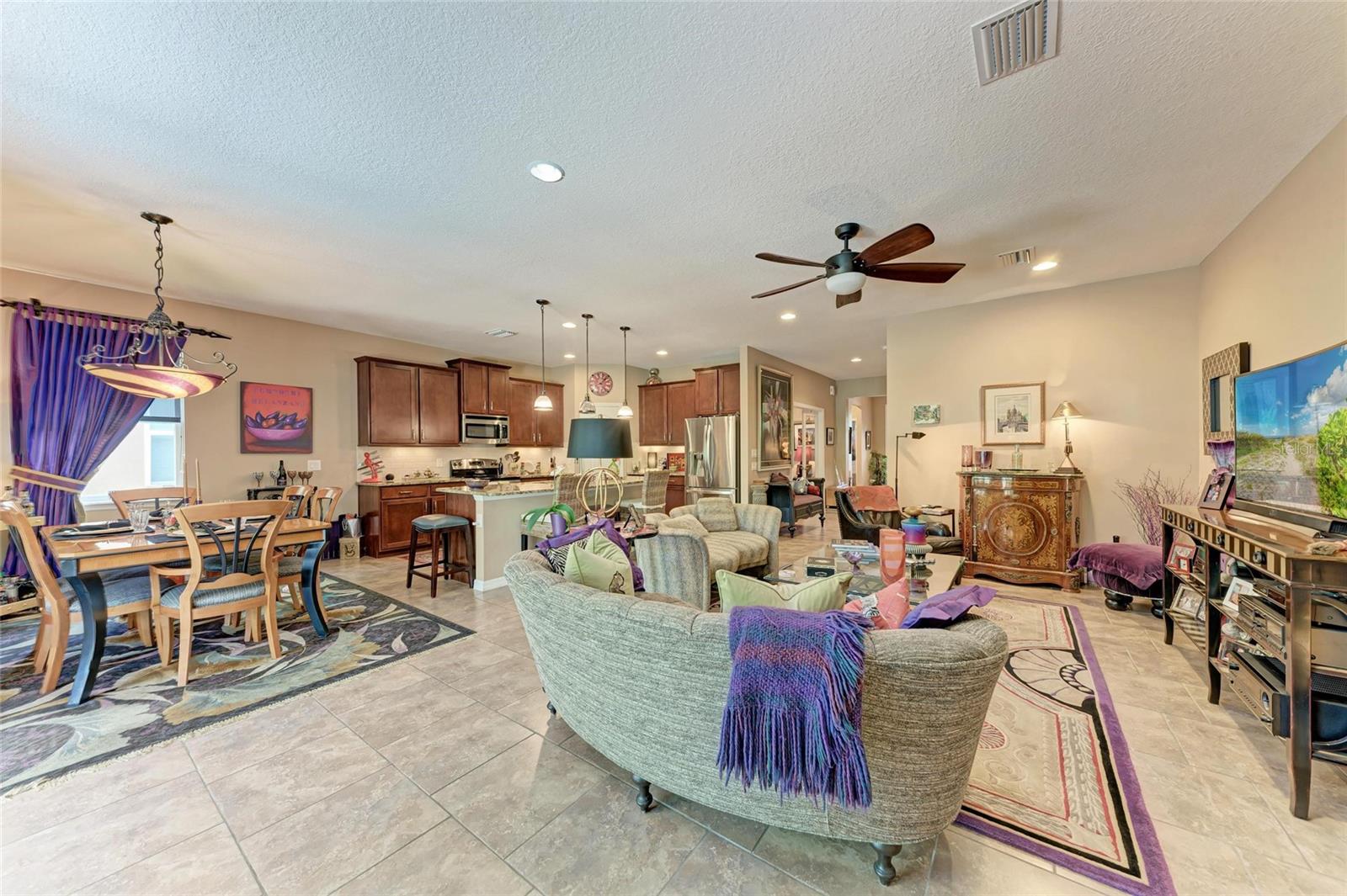 Image 9 of 48 For 2944 Oriole Drive