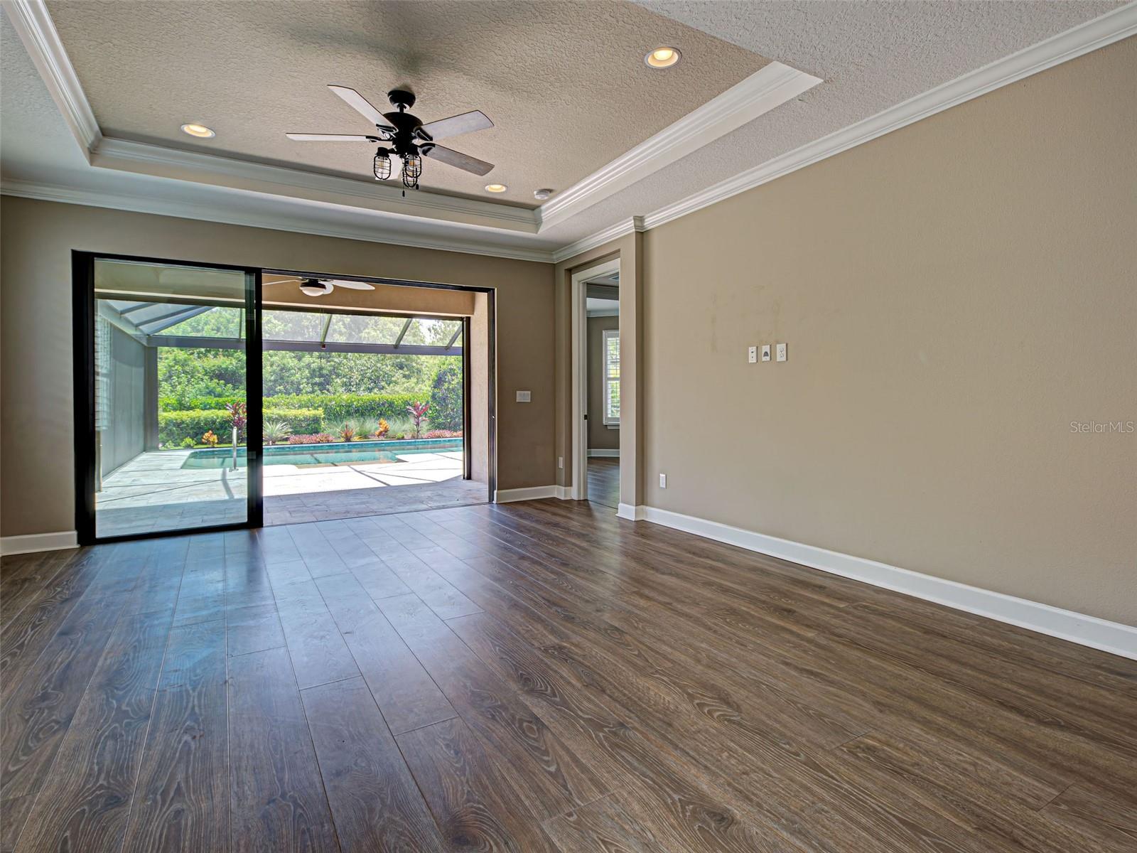Image 19 of 99 For 5832 Semolino Street