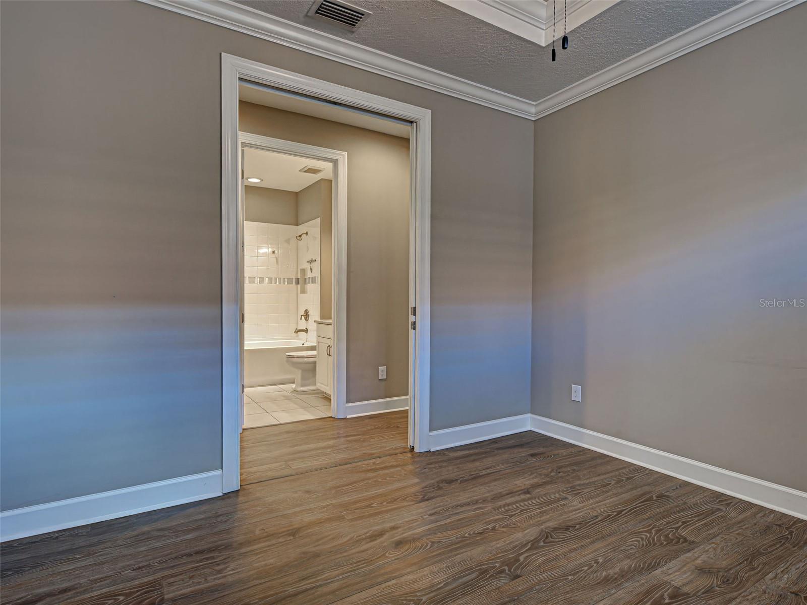 Image 39 of 99 For 5832 Semolino Street