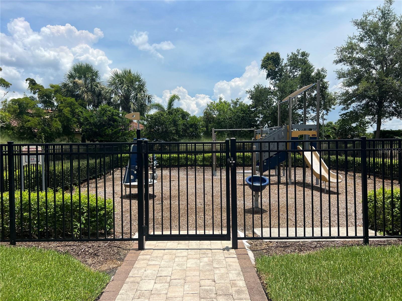 Image 79 of 99 For 5832 Semolino Street