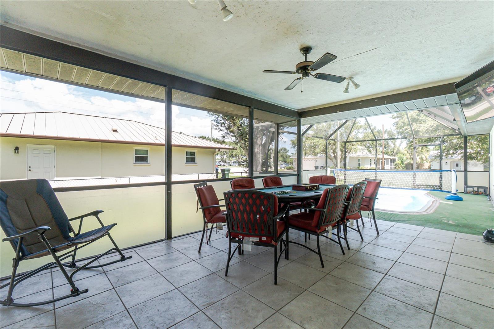 Image 19 of 35 For 4227 Blossom Road