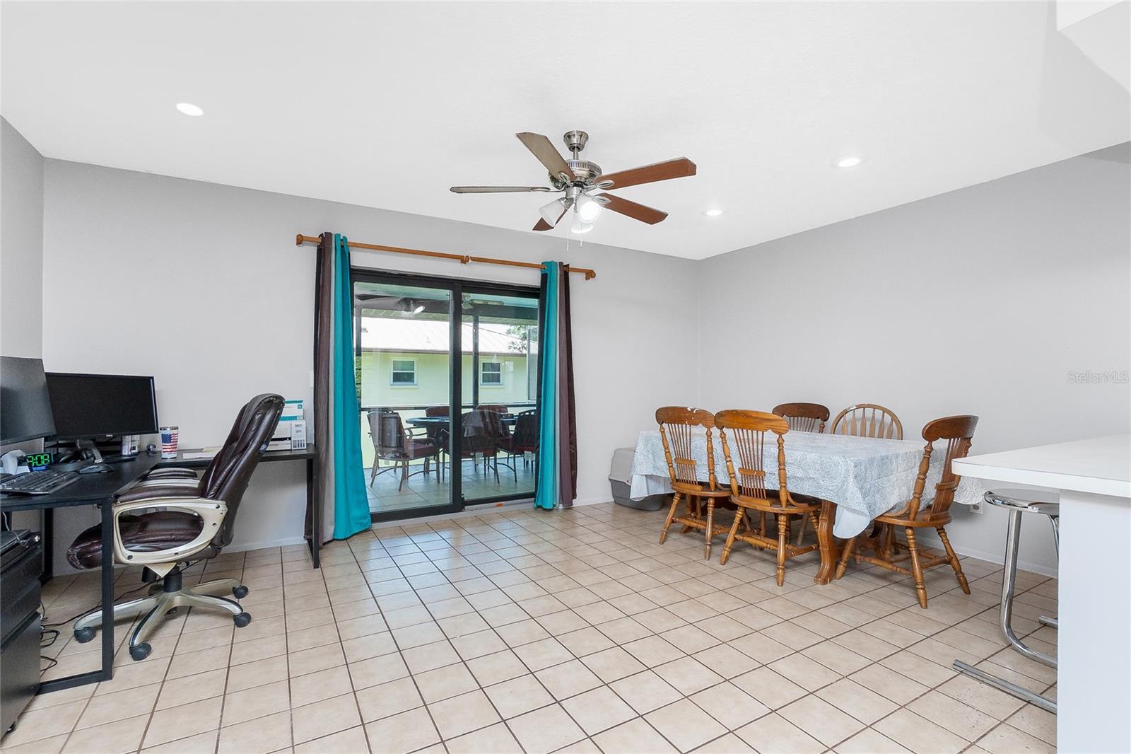 Image 8 of 35 For 4227 Blossom Road