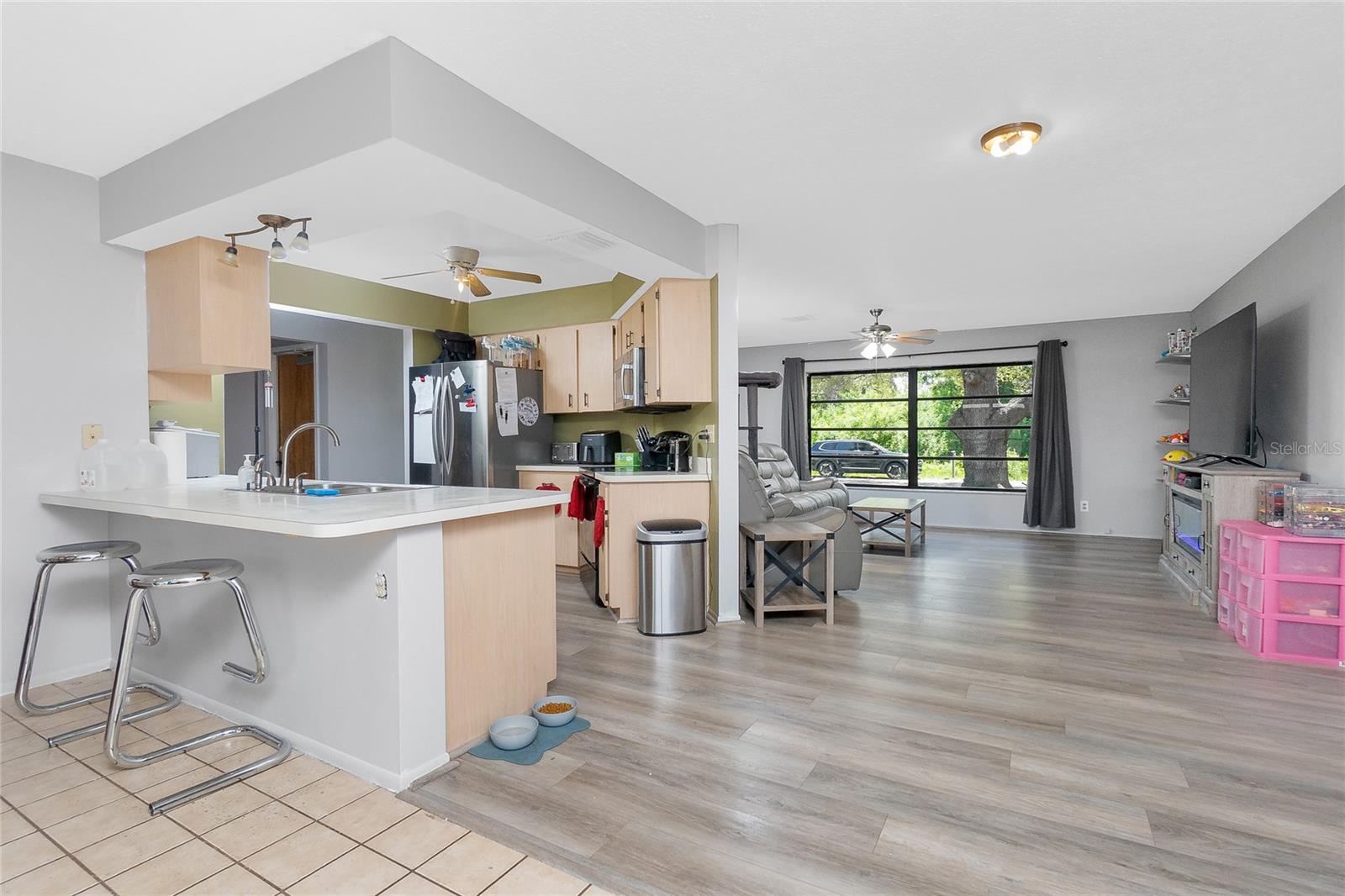 Image 9 of 35 For 4227 Blossom Road