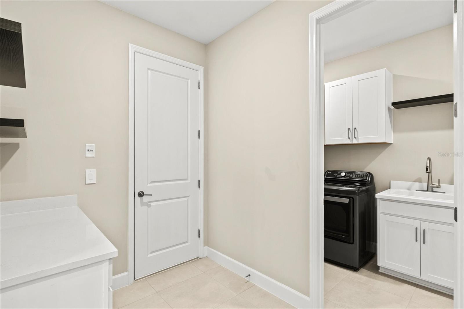 Image 16 of 81 For 1607 Laurel Brook Lane