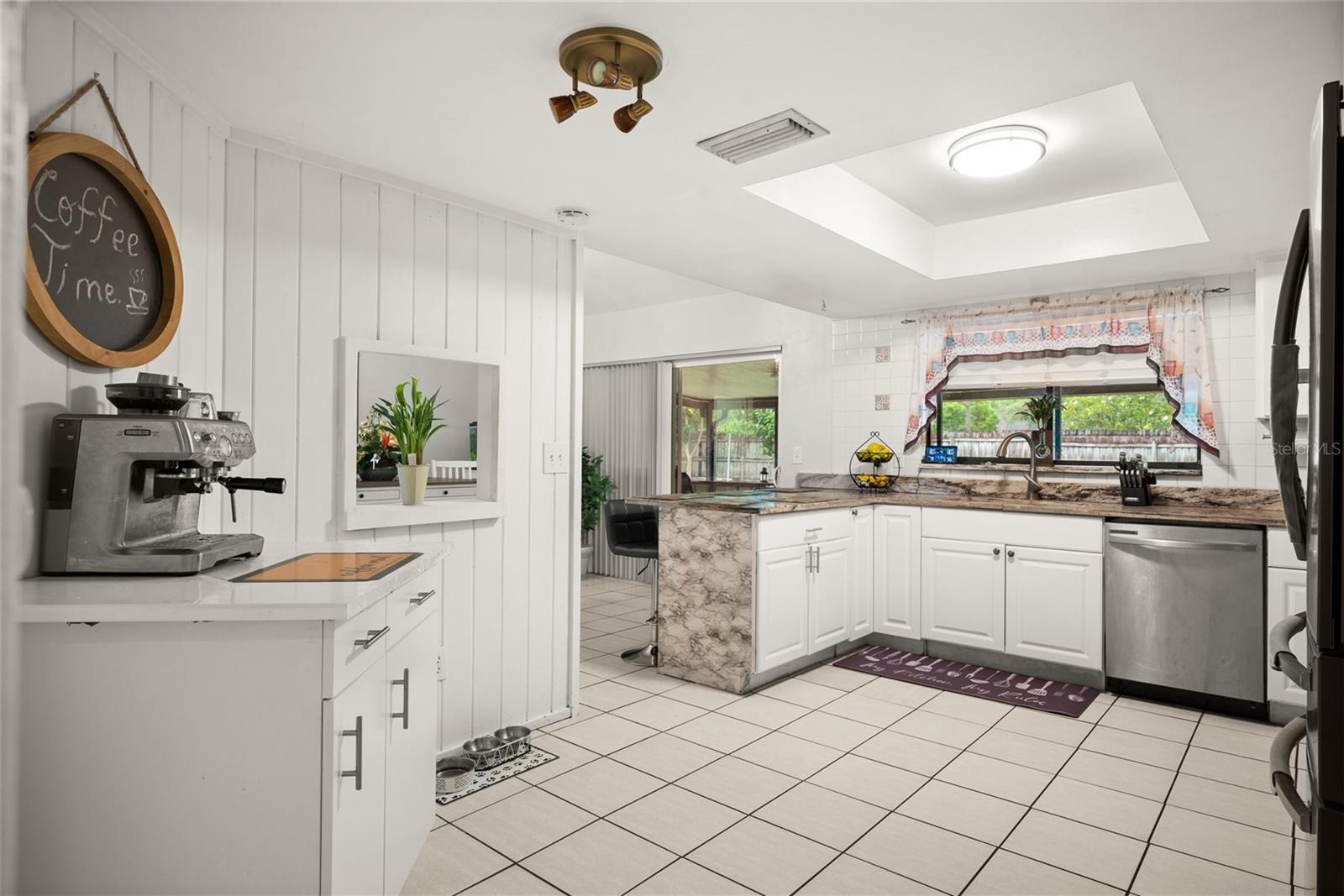 Image 11 of 36 For 13608 Westshire Drive