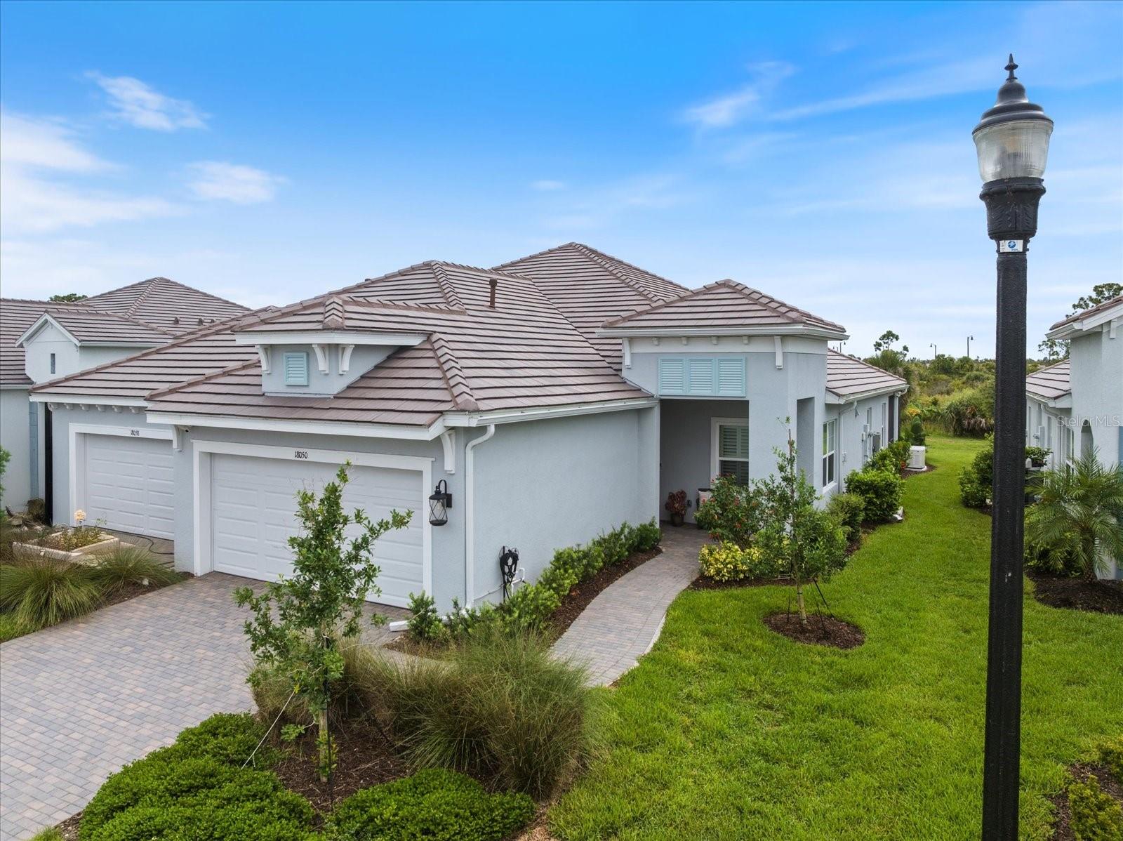 Details for 18050 Franklin Park Court, VENICE, FL 34293