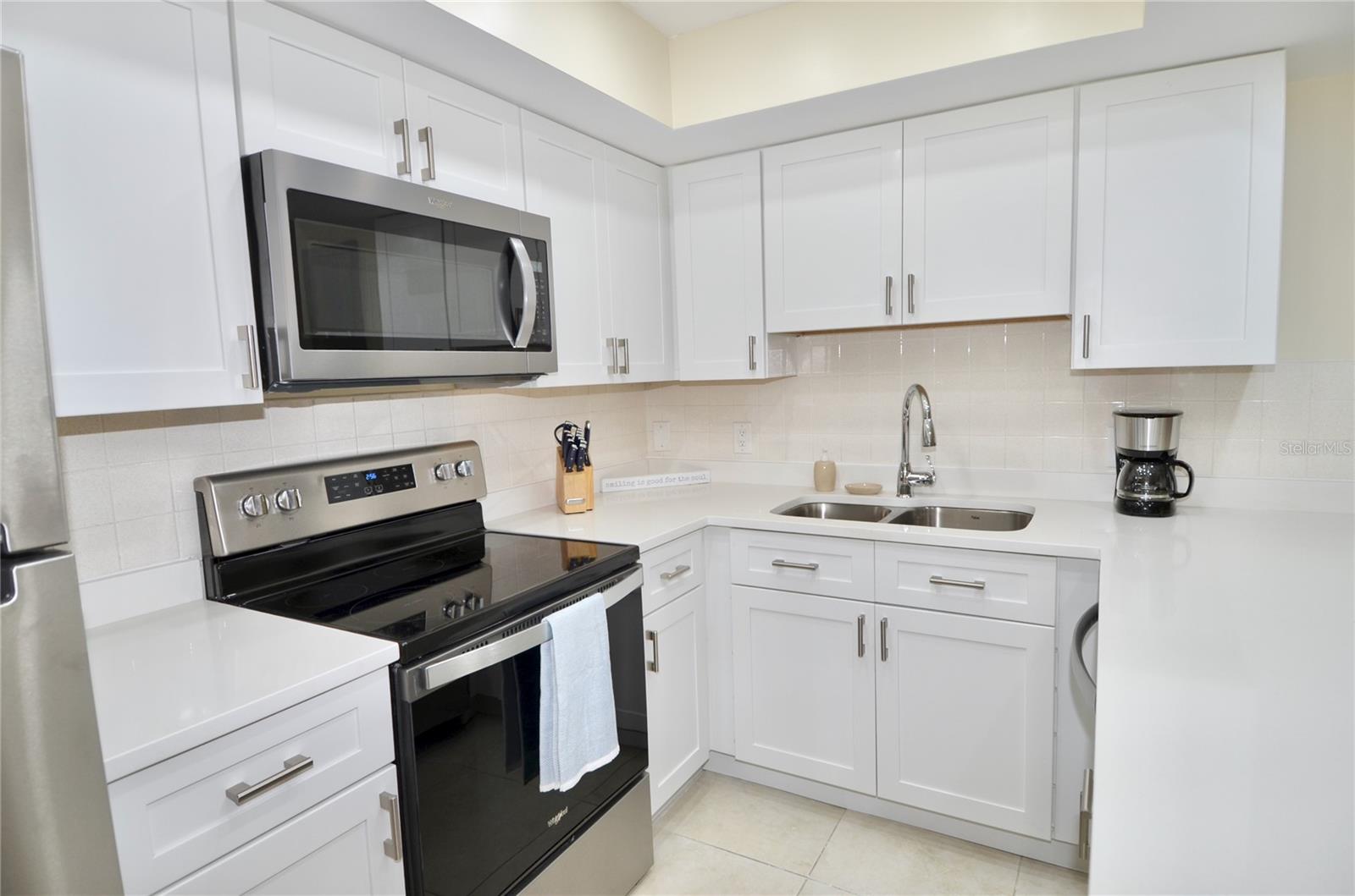 Image 13 of 25 For 528 Barcelona Avenue 216