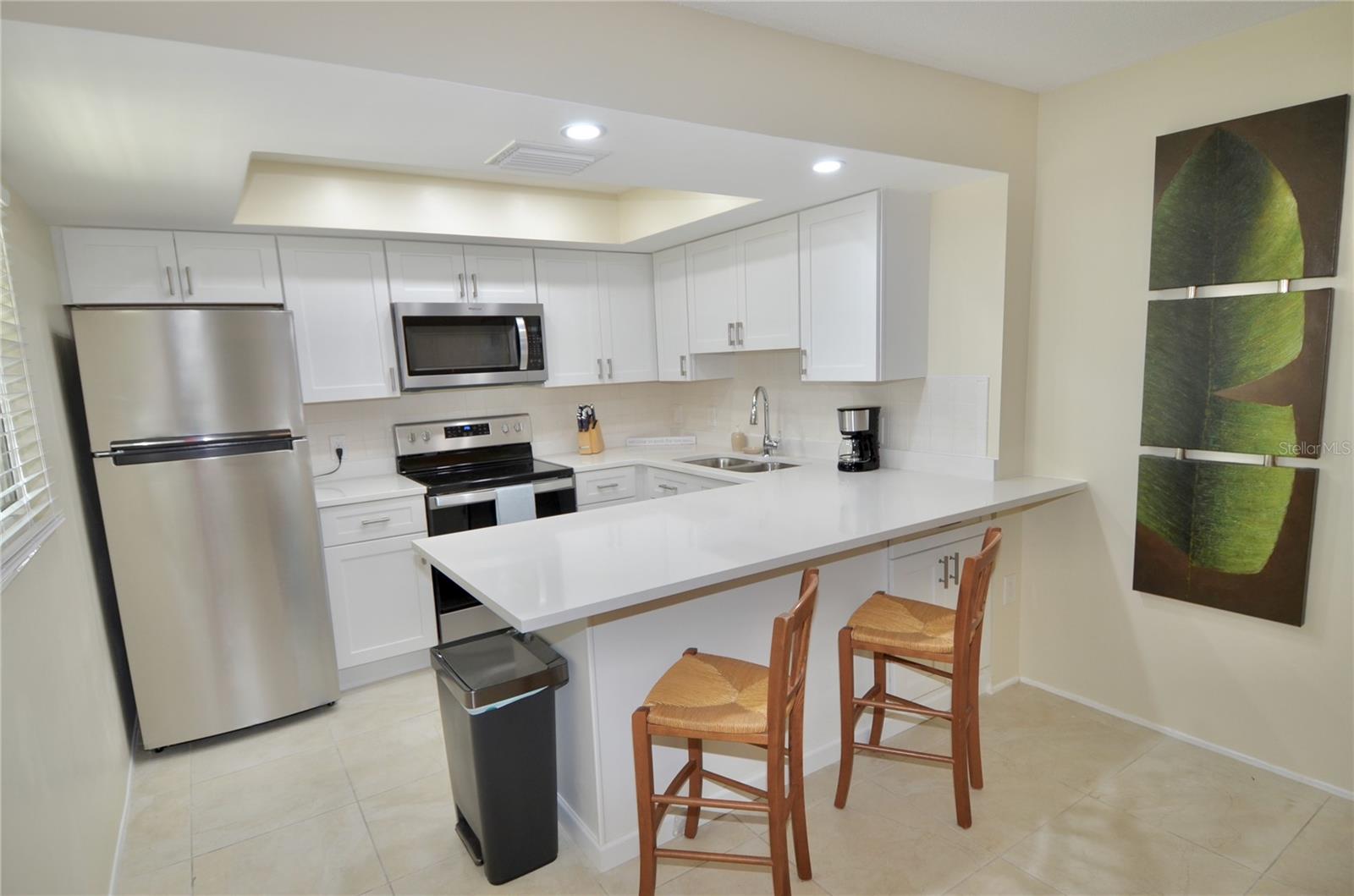 Image 4 of 25 For 528 Barcelona Avenue 216