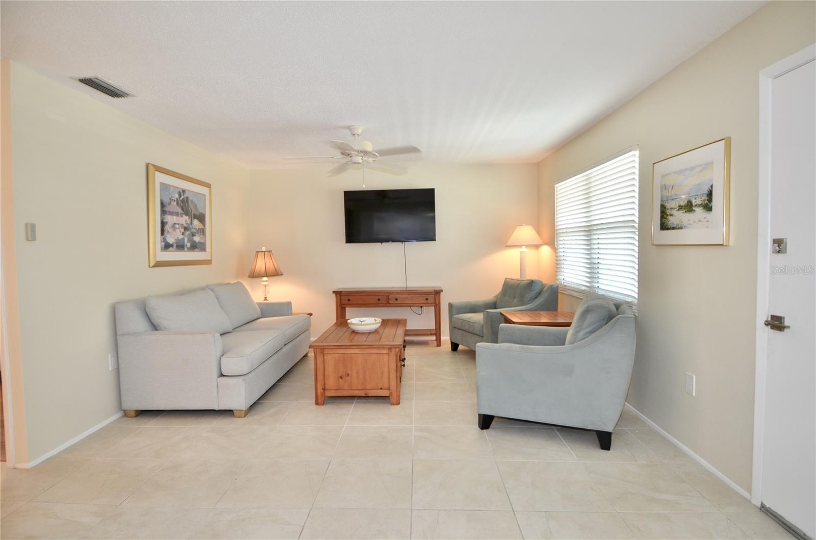 Image 8 of 25 For 528 Barcelona Avenue 216