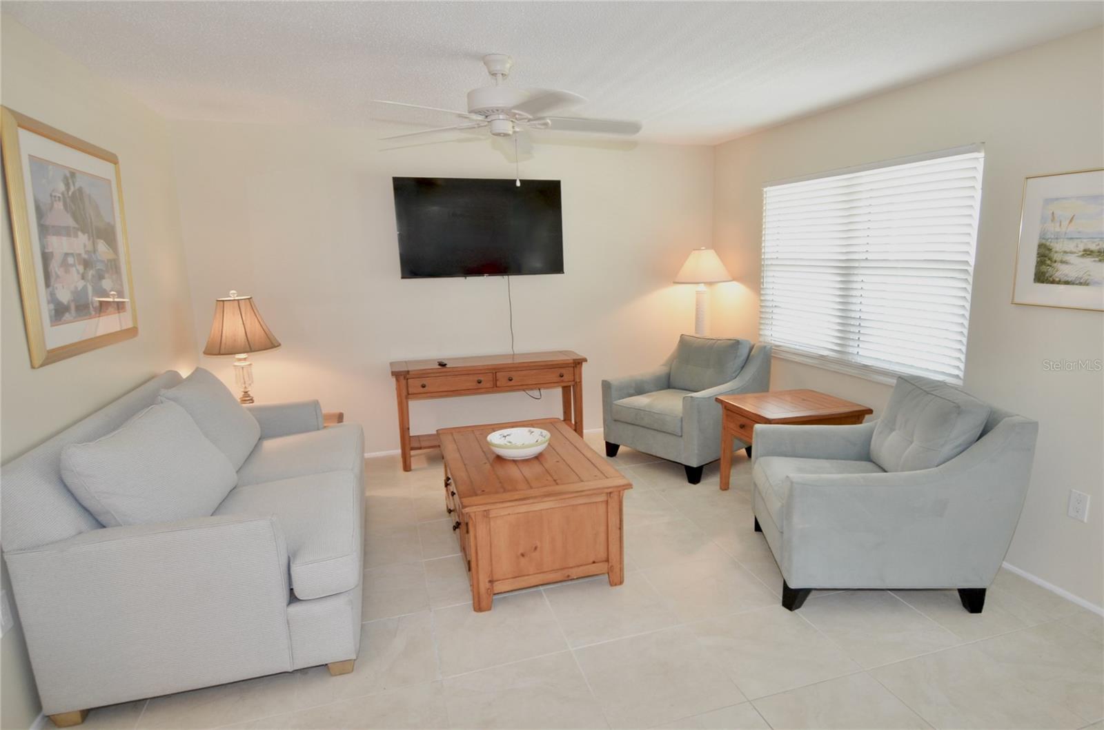 Image 9 of 25 For 528 Barcelona Avenue 216