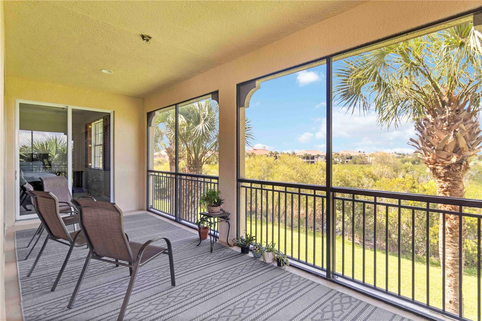 Image 43 of 69 For 206 Bella Vista Terrace 29d