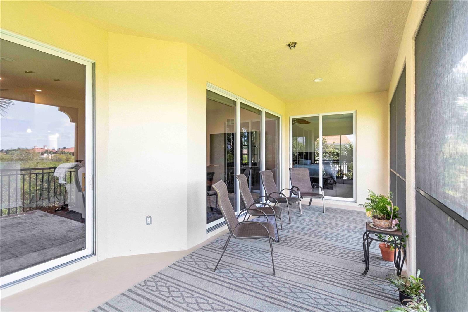 Image 44 of 69 For 206 Bella Vista Terrace 29d