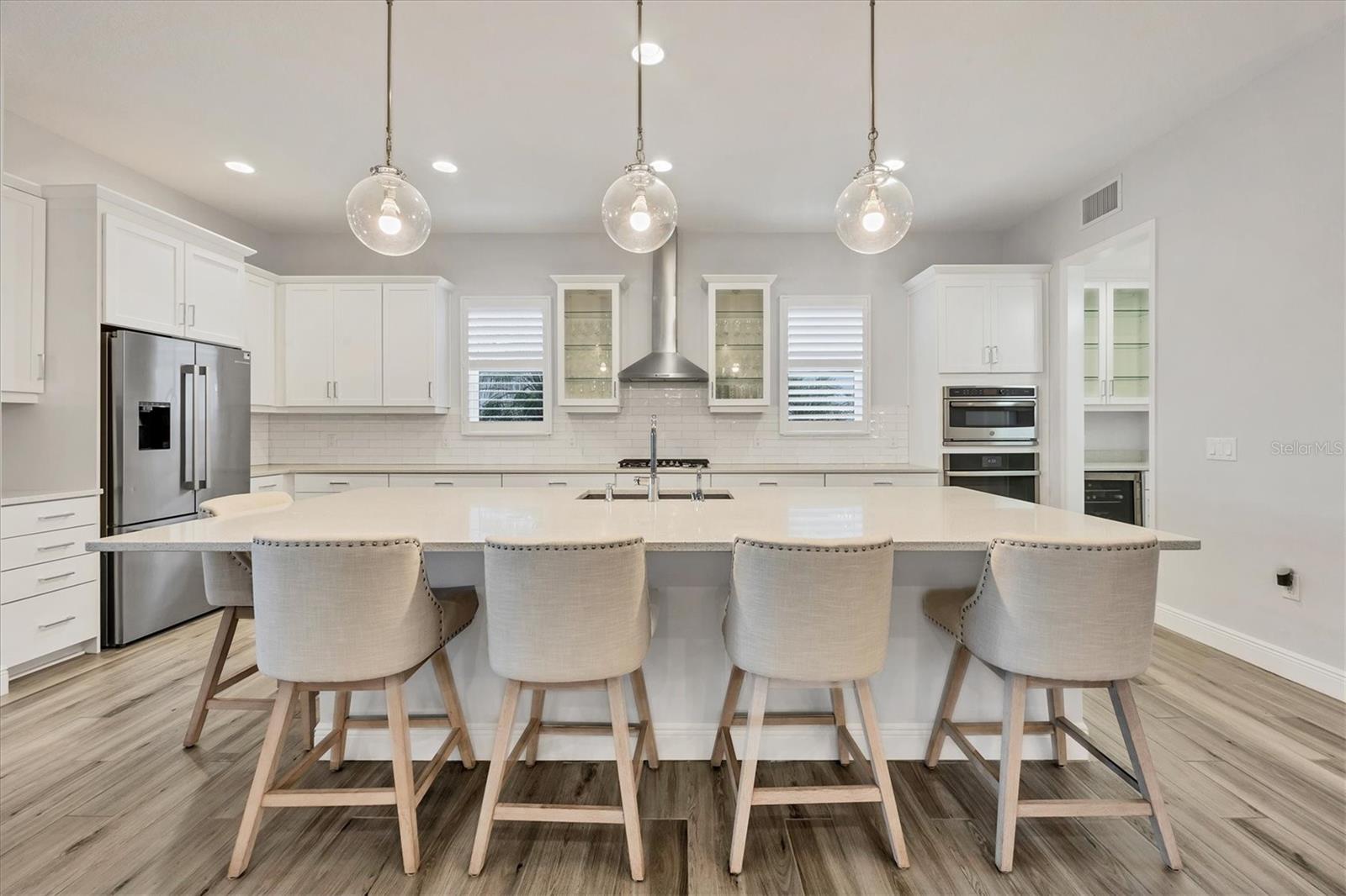 Image 11 of 100 For 8245 Grande Shores Drive
