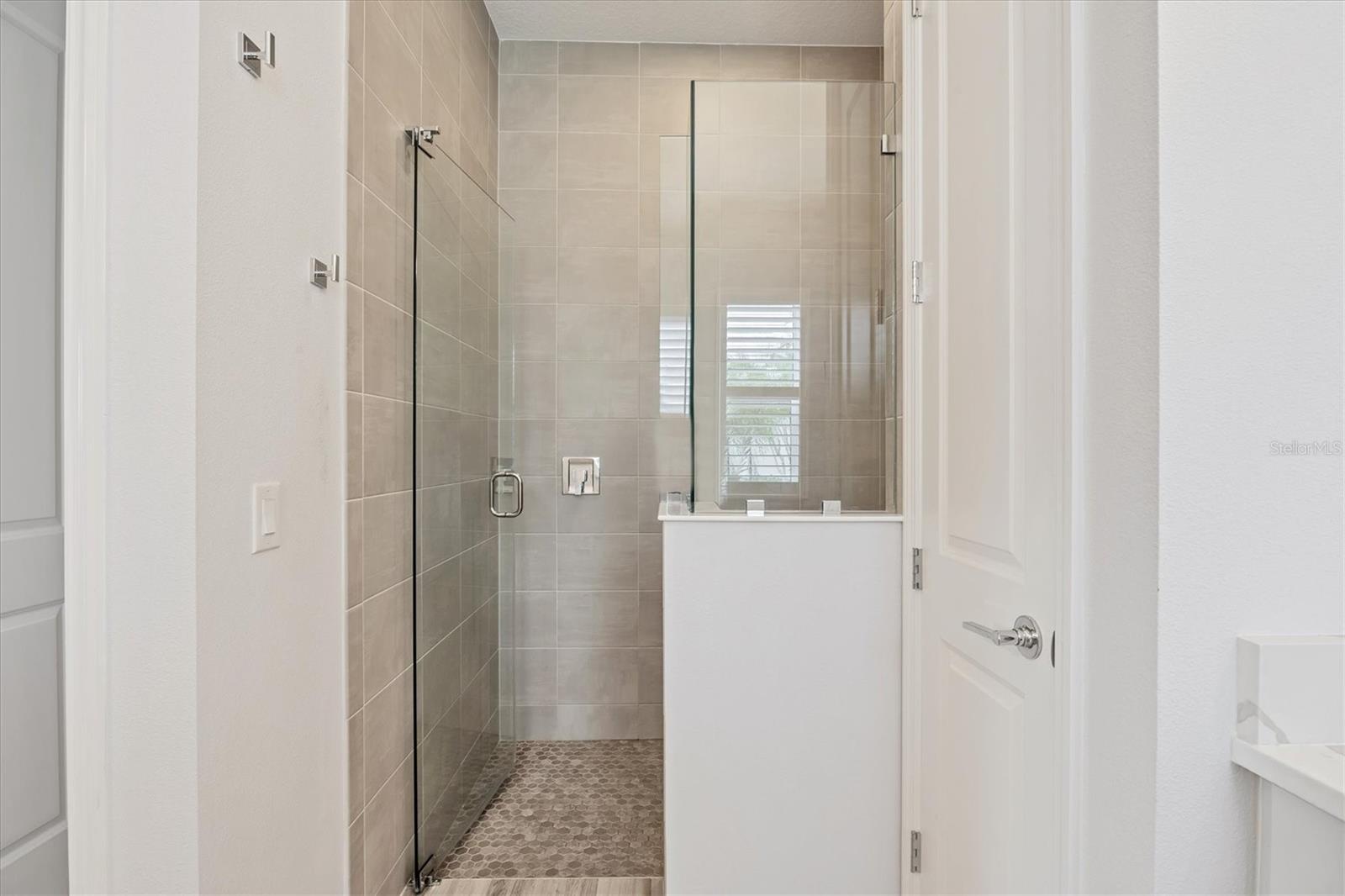 Image 20 of 100 For 8245 Grande Shores Drive