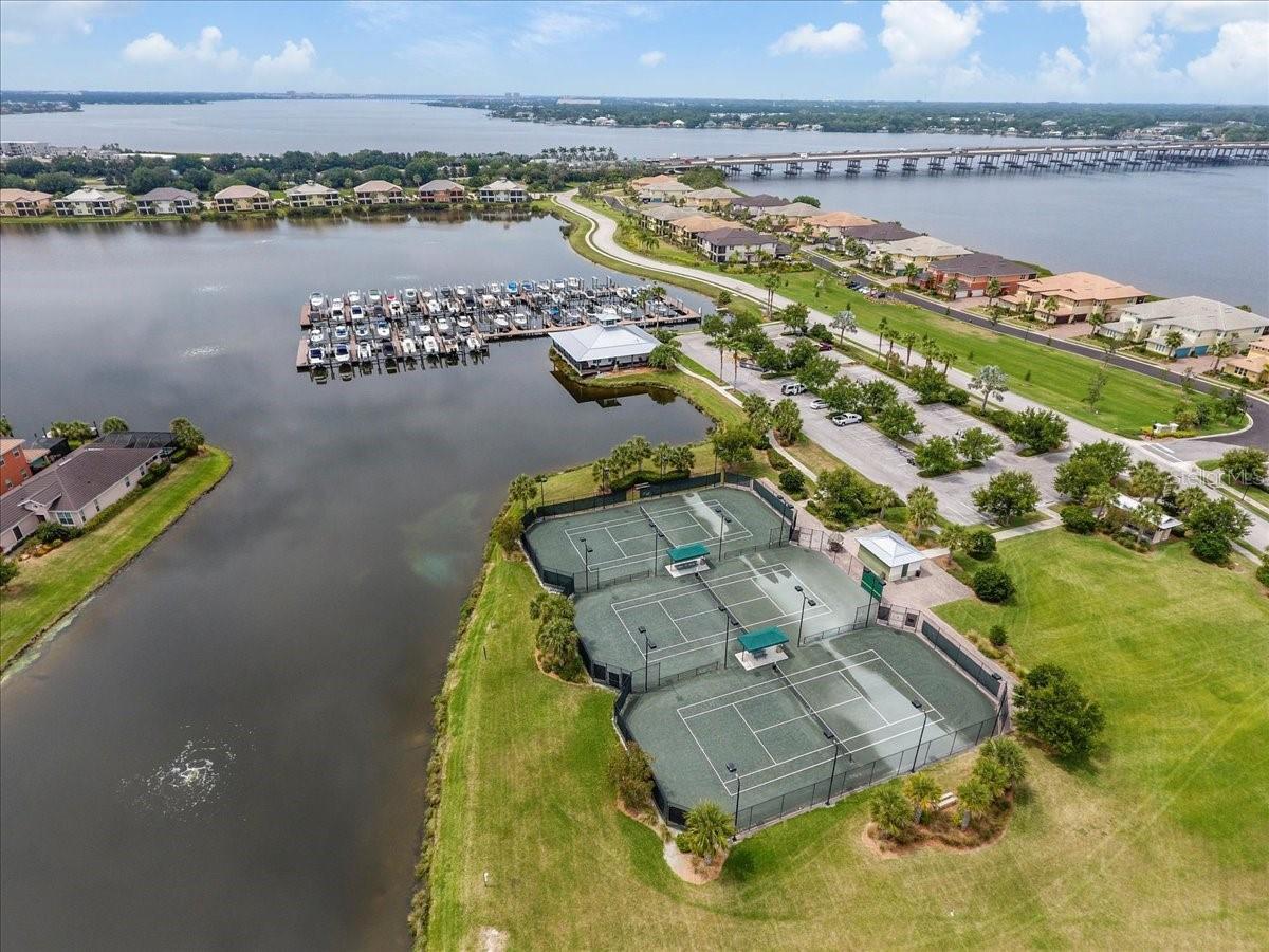 Image 36 of 38 For 935 Tidewater Shores  721