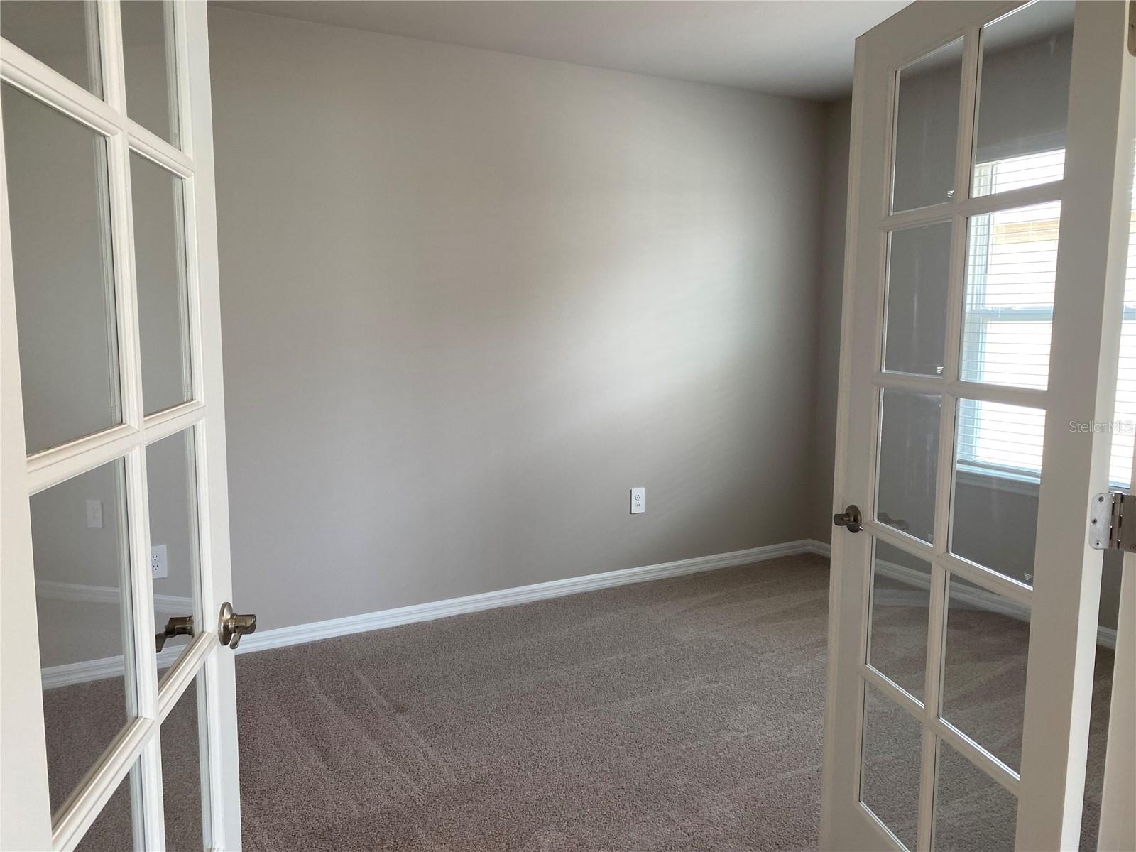 Image 13 of 24 For 16070 Bridle Ridge Street