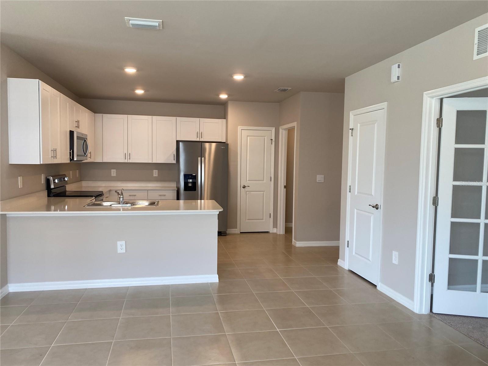 Image 7 of 24 For 16070 Bridle Ridge Street