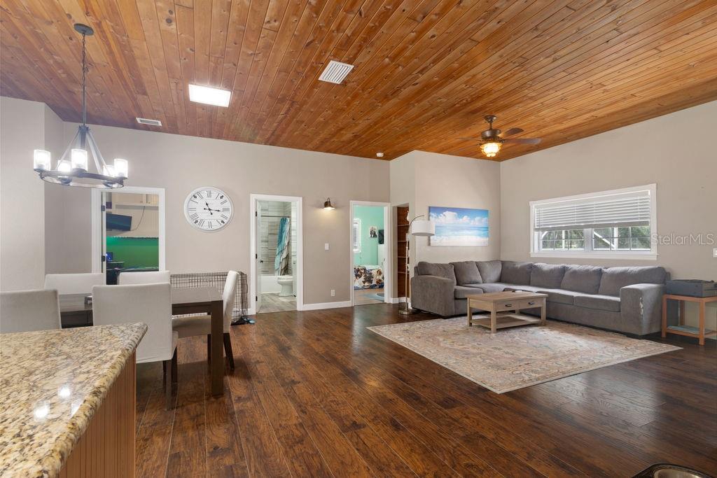 Image 10 of 46 For 3863 Albin Avenue