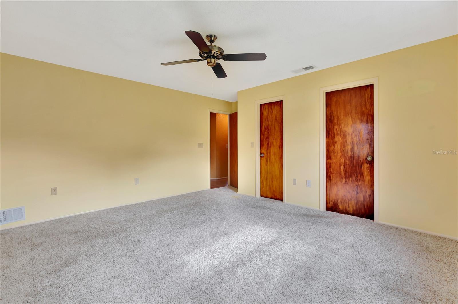 Image 11 of 25 For 112 Woodingham Drive