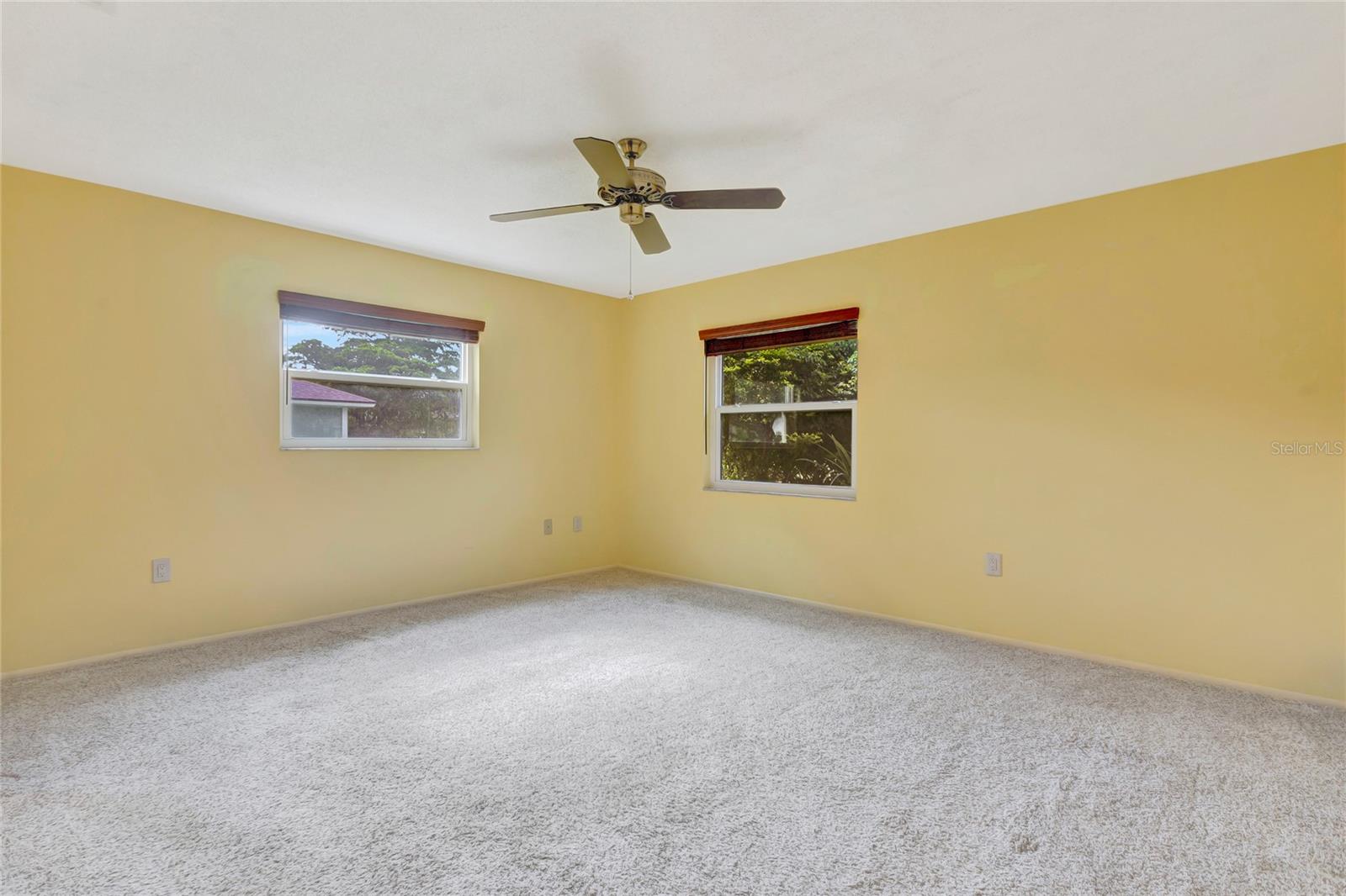 Image 14 of 25 For 112 Woodingham Drive