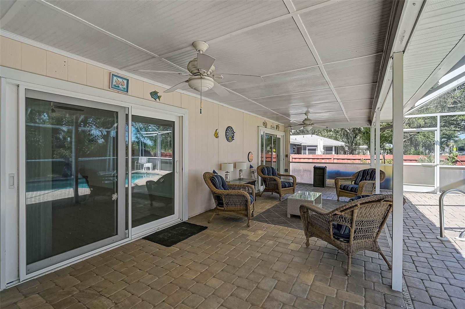 Image 21 of 32 For 903 Shannon Court