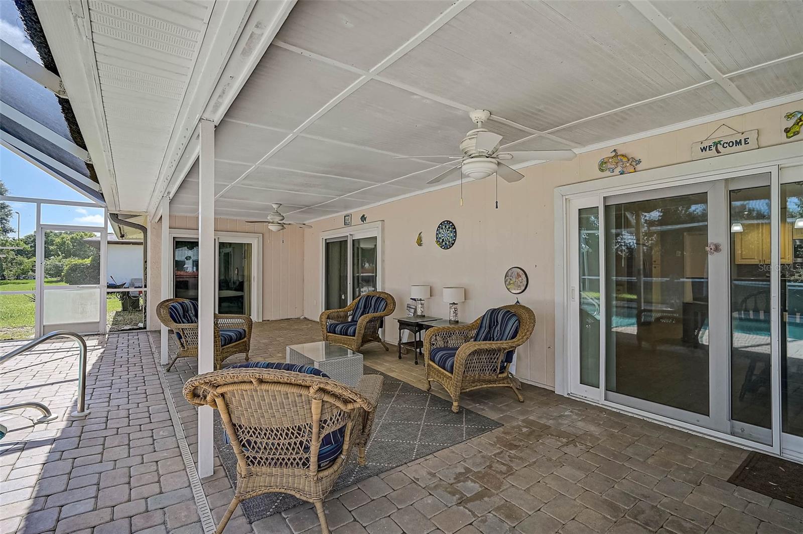 Image 22 of 32 For 903 Shannon Court