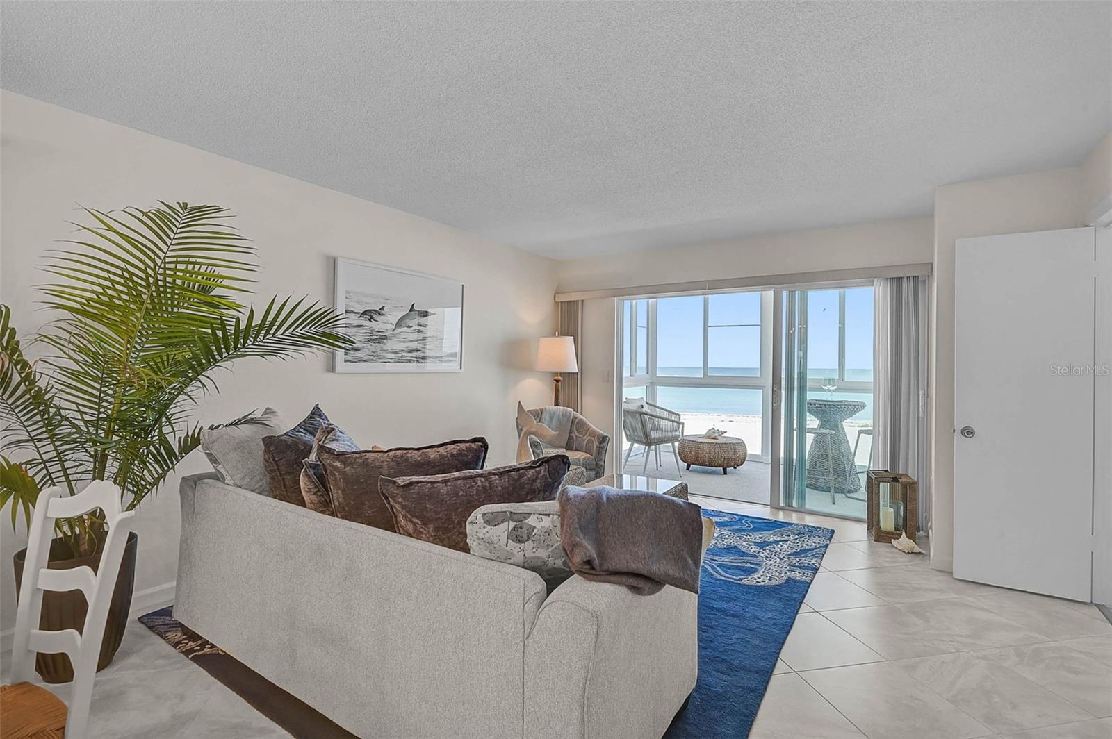 Image 17 of 62 For 950 Tarpon Center Drive 305
