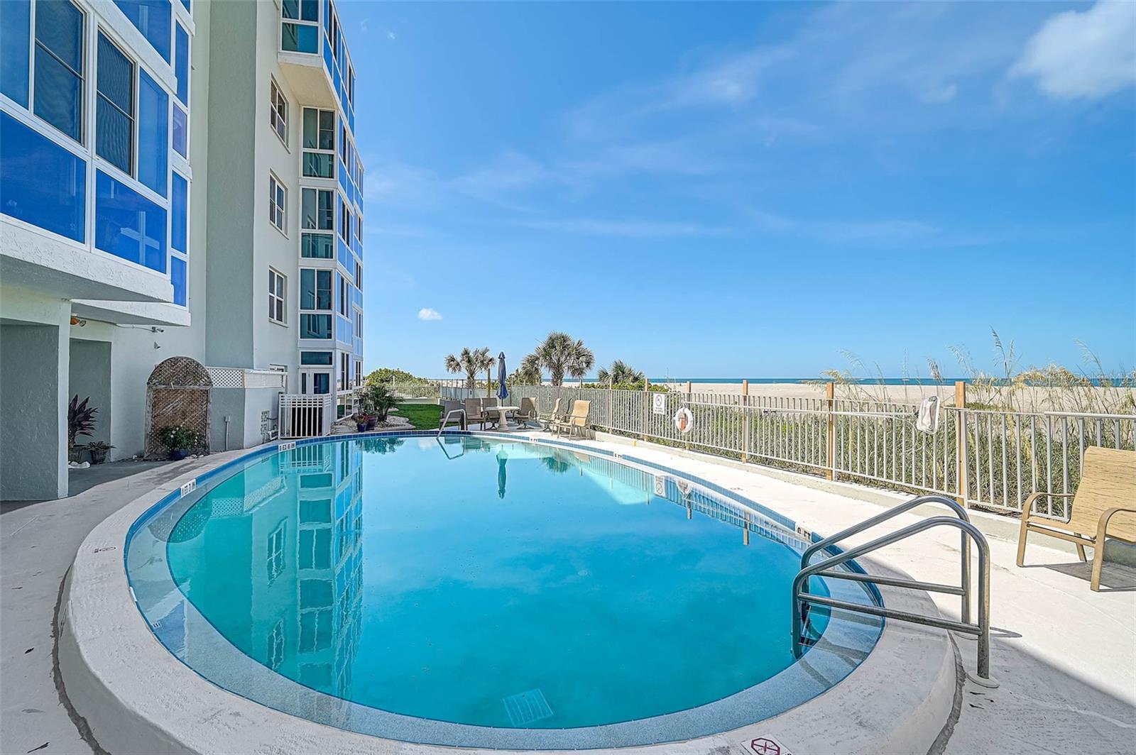 Image 34 of 62 For 950 Tarpon Center Drive 305