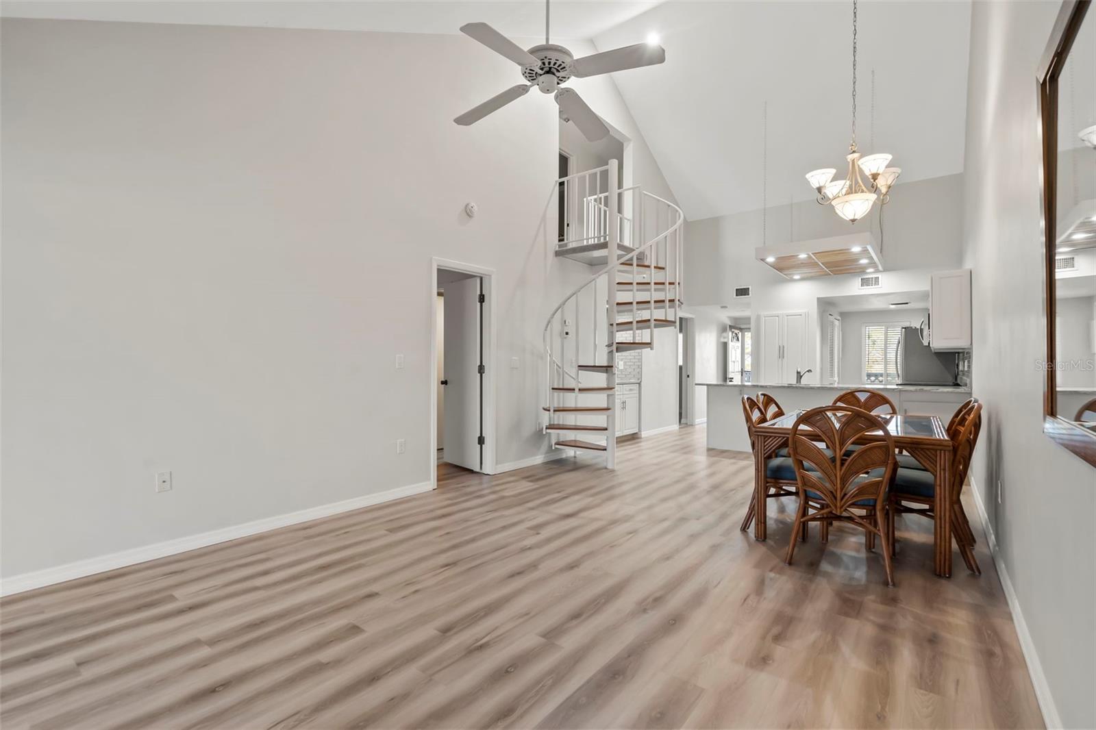 Image 14 of 41 For 6800 Placida Road 280