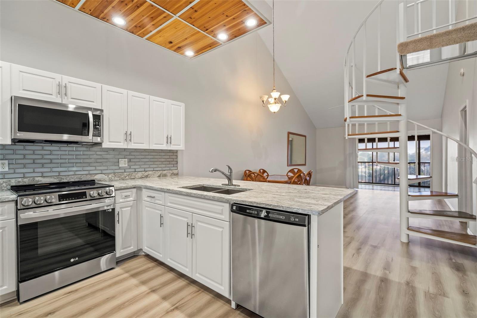 Image 2 of 41 For 6800 Placida Road 280