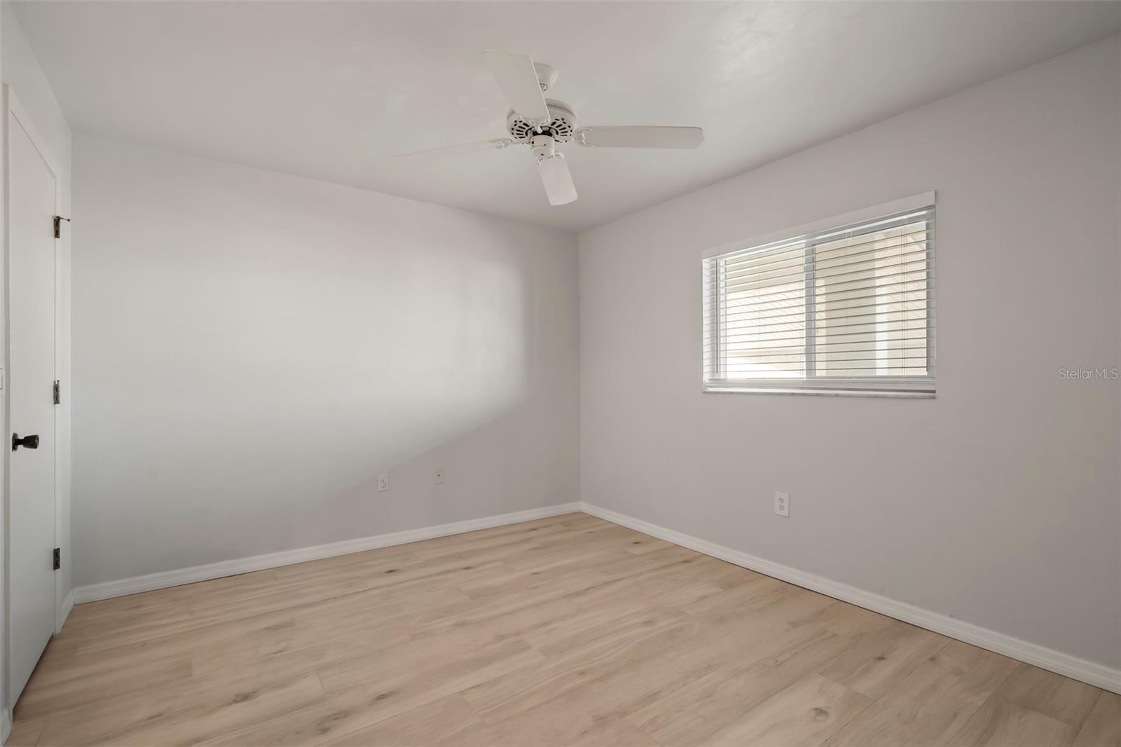 Image 20 of 41 For 6800 Placida Road 280