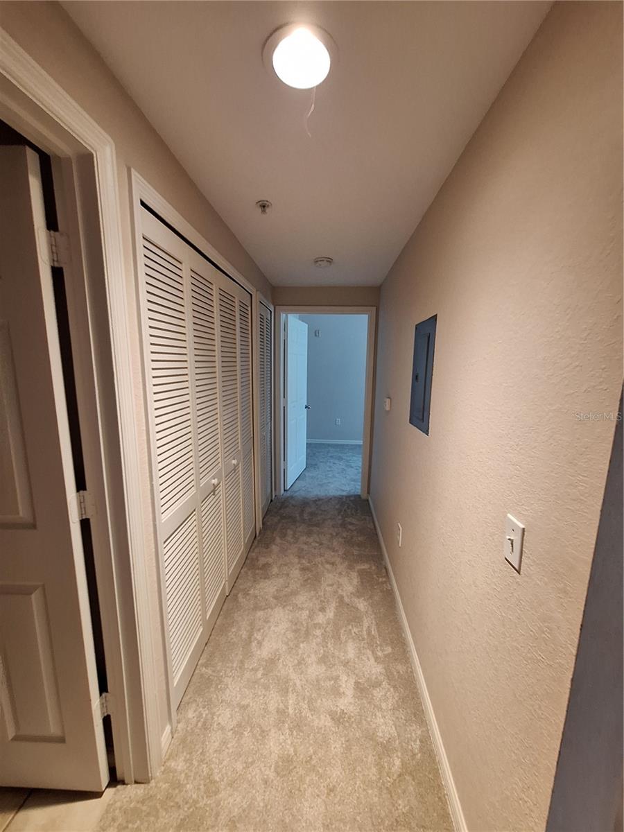 Image 15 of 28 For 5550 Rosehill Road 103
