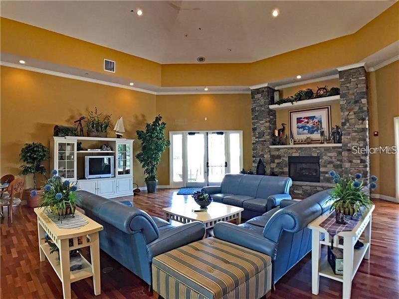 Image 25 of 28 For 5550 Rosehill Road 103