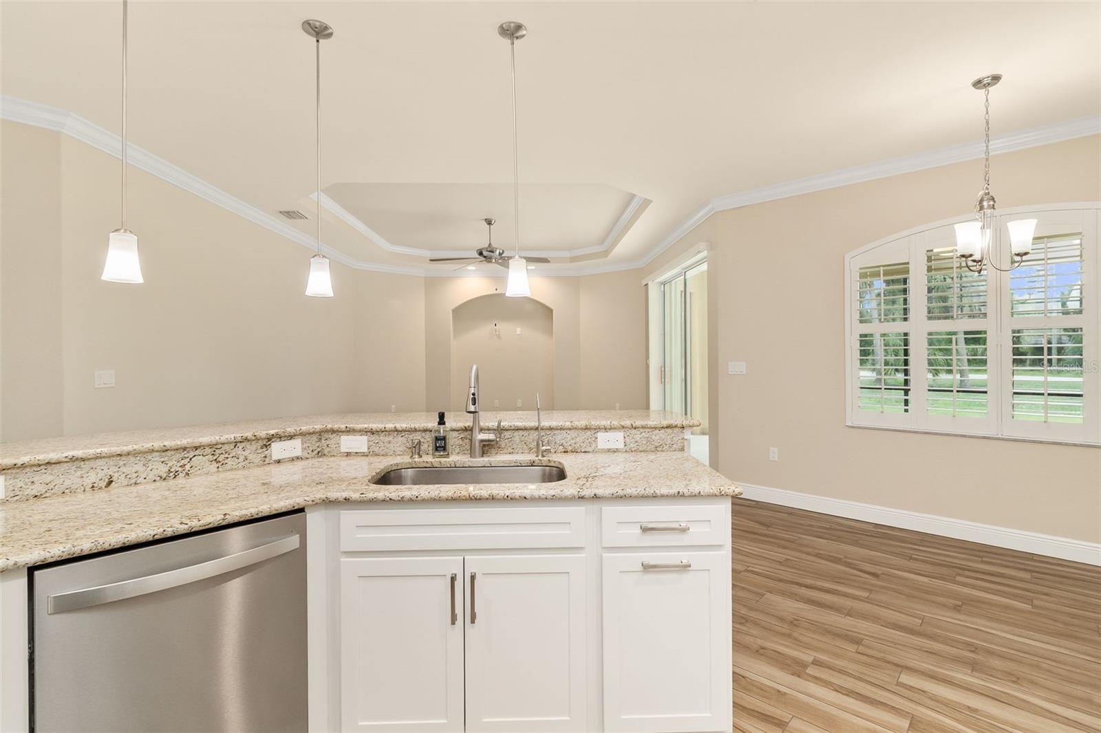 Image 9 of 43 For 2479 Grandview Drive