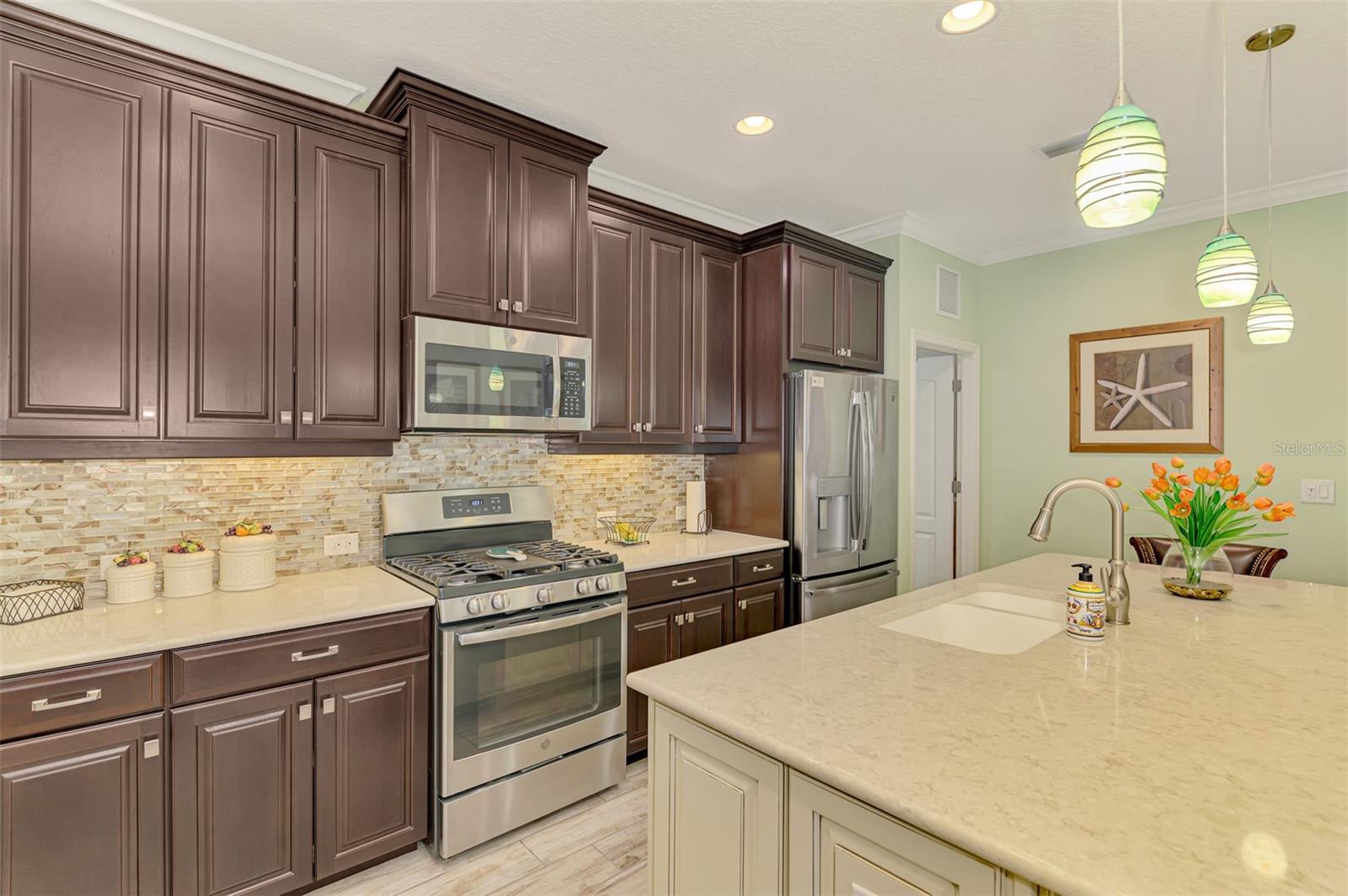 Image 13 of 98 For 11739 Okaloosa Drive