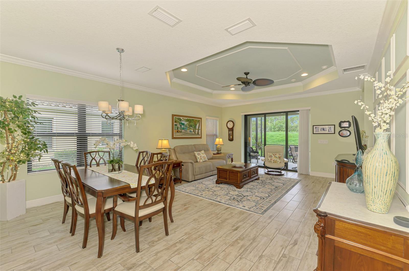 Image 18 of 98 For 11739 Okaloosa Drive