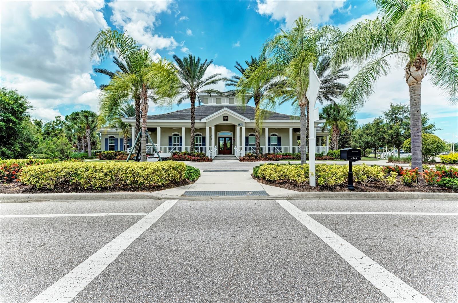 Image 49 of 98 For 11739 Okaloosa Drive