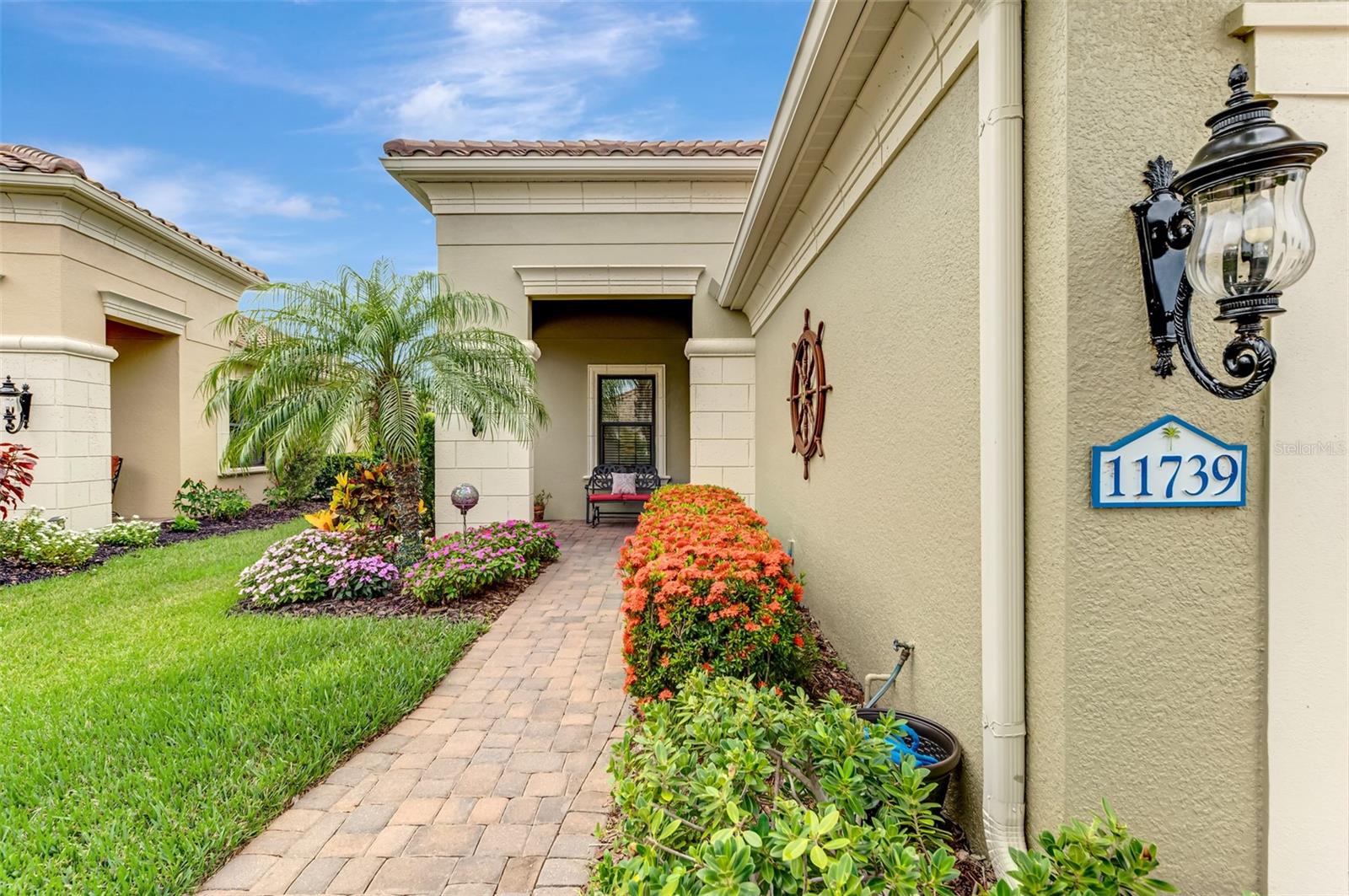 Image 5 of 98 For 11739 Okaloosa Drive