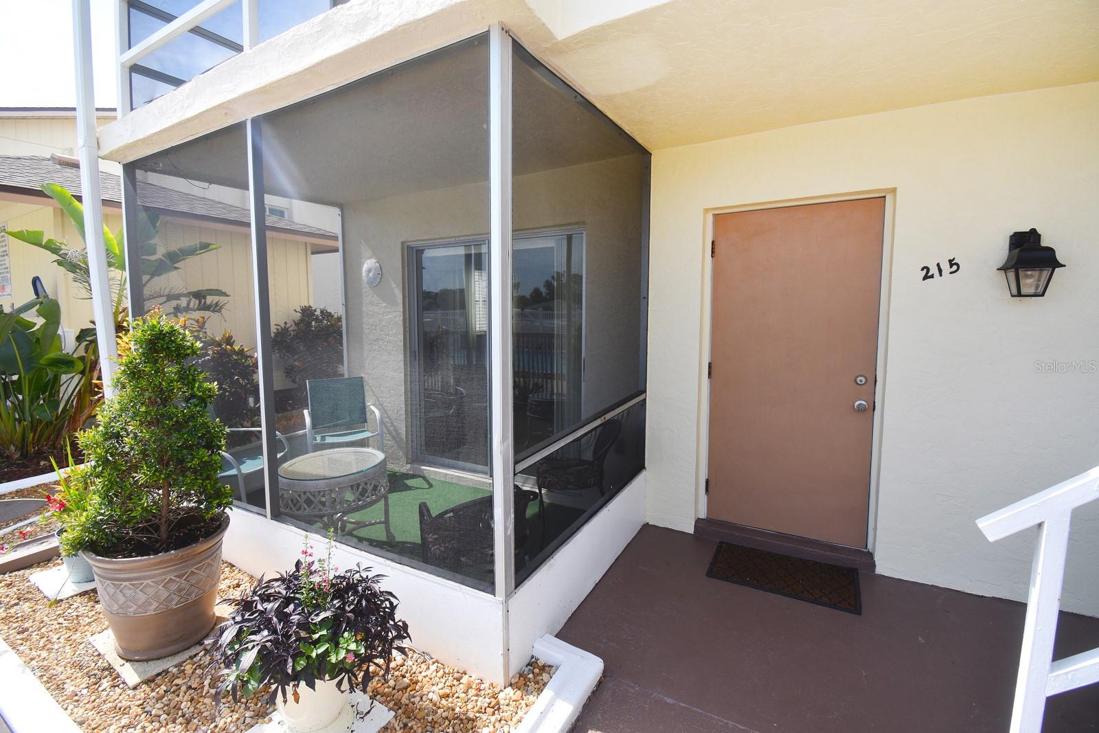 Image 2 of 26 For 320 Base Avenue E 215