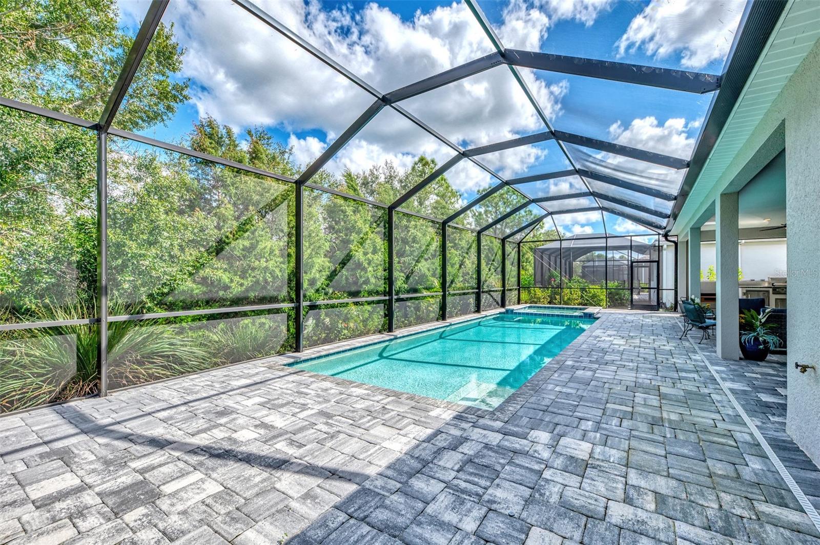 Image 60 of 98 For 12404 Destin Loop