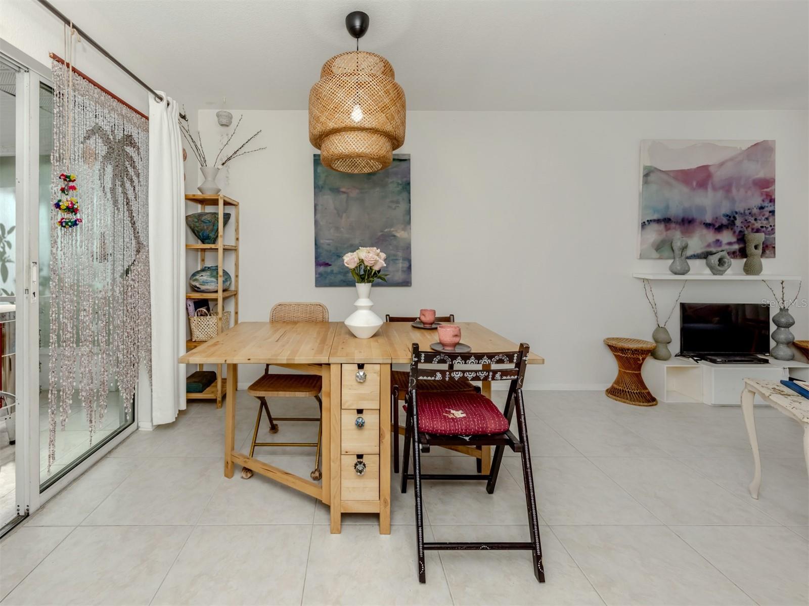 Image 11 of 41 For 829 Groveland Avenue