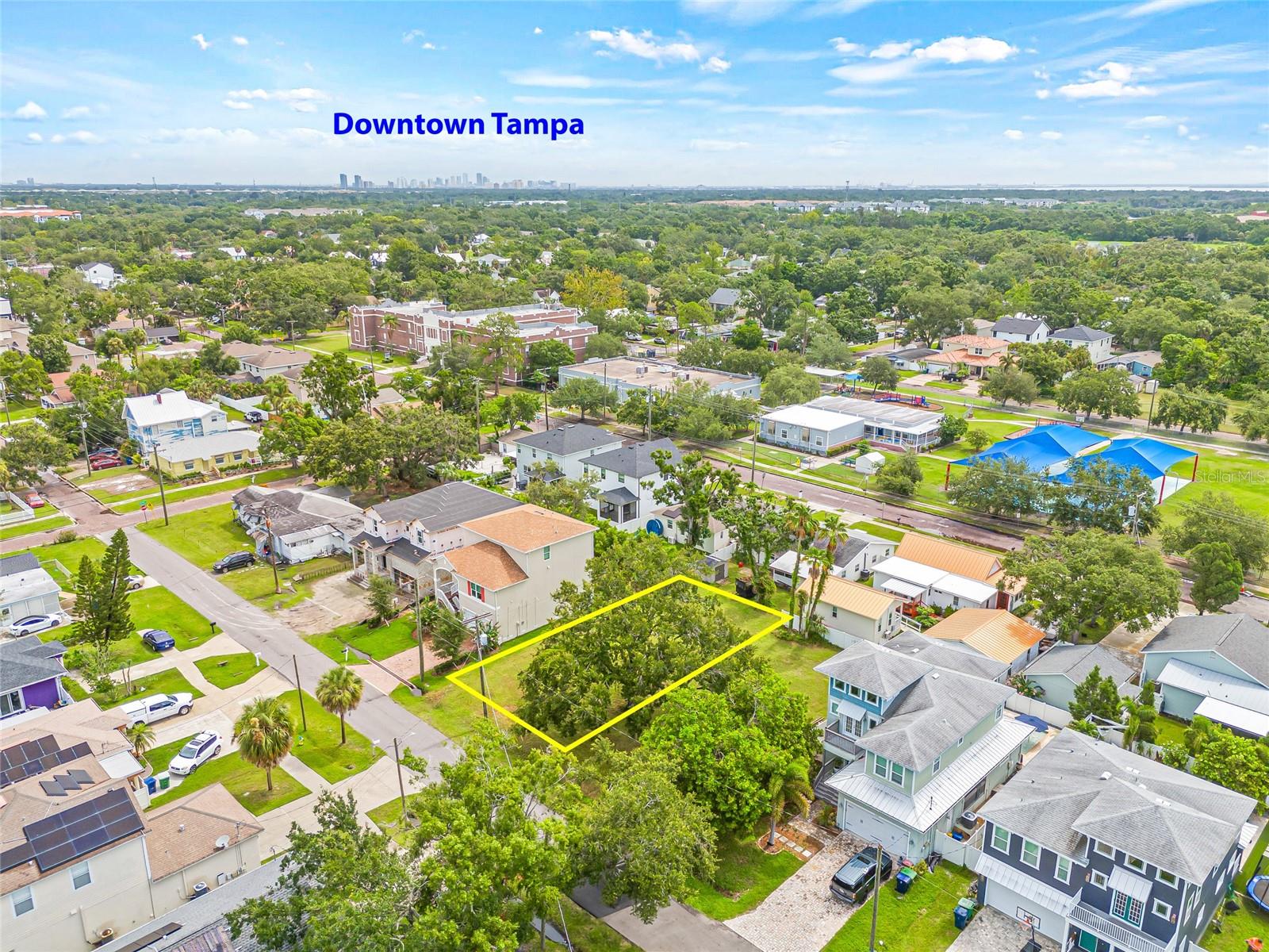 Image 2 of 13 For 7212 Mascotte Street