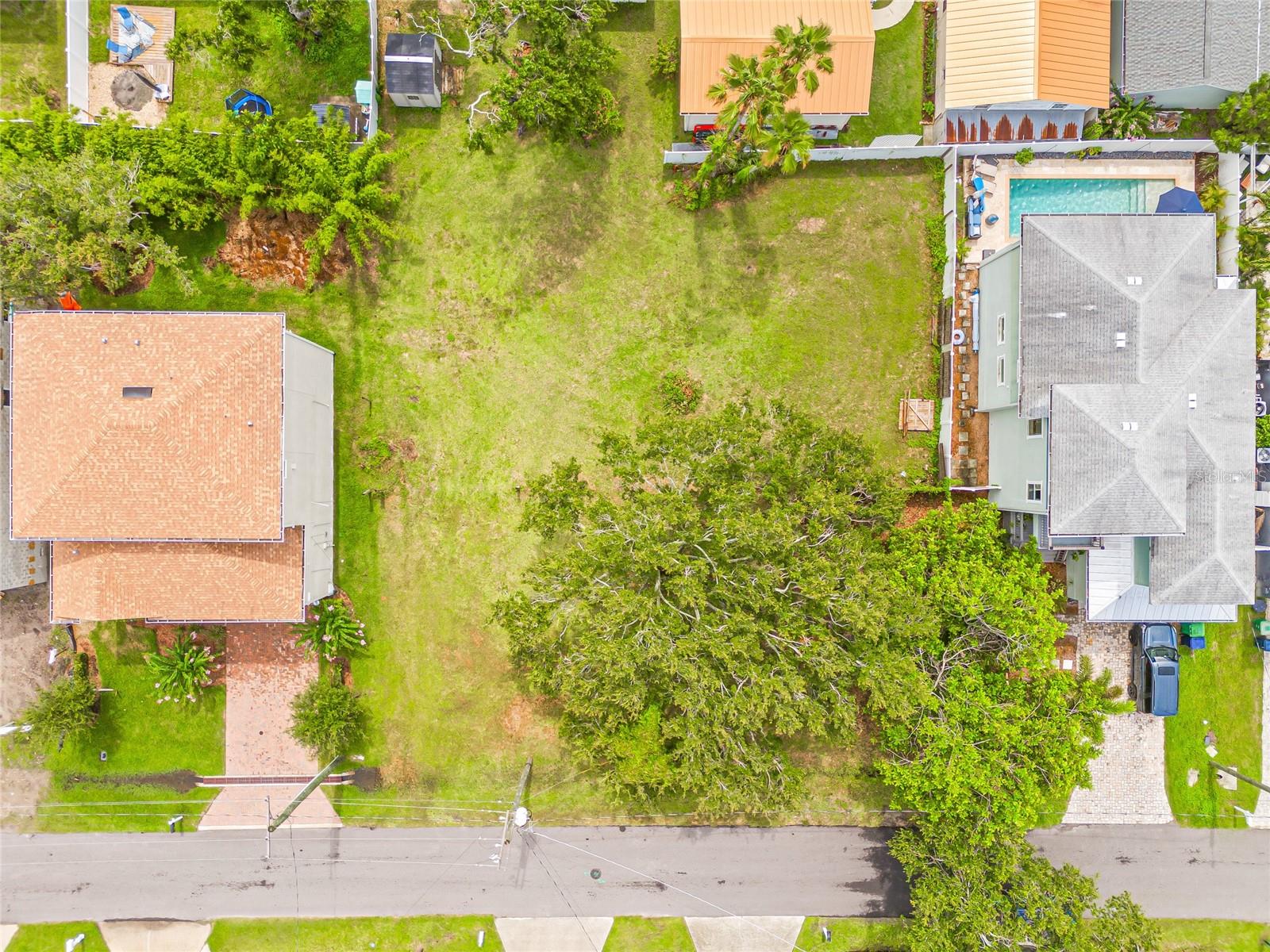Image 6 of 13 For 7212 Mascotte Street