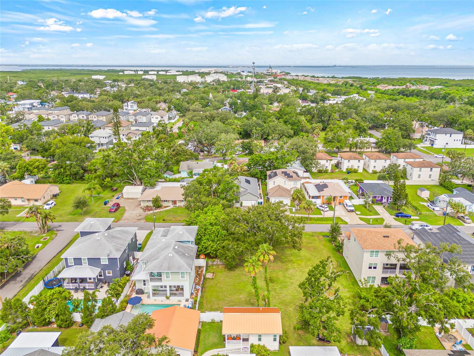 Image 10 of 11 For 7218 Mascotte Street