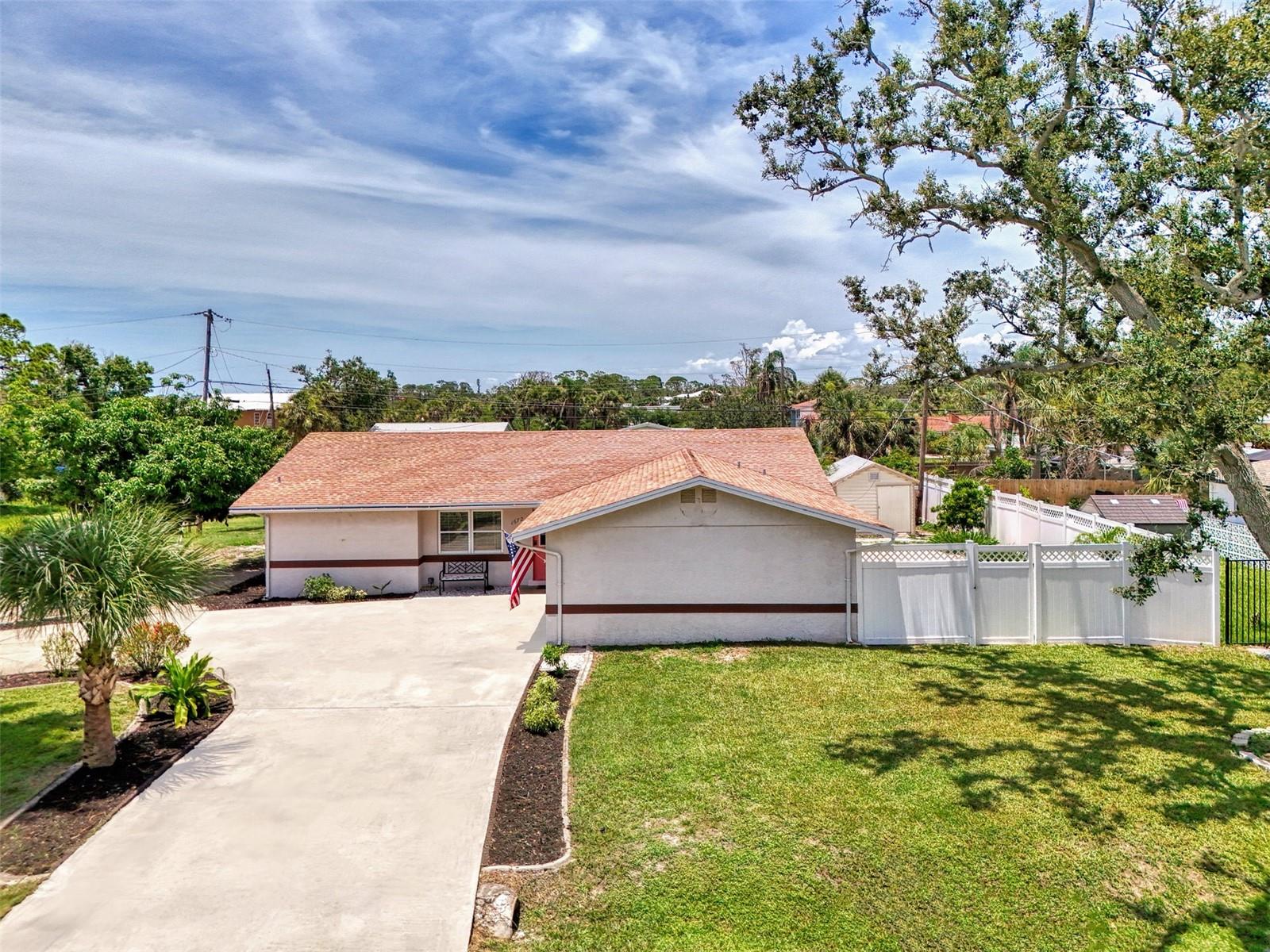 Details for 1672 Jupiter Road, VENICE, FL 34293