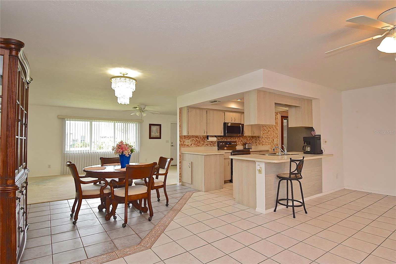 Image 24 of 34 For 1290 Leeward Road