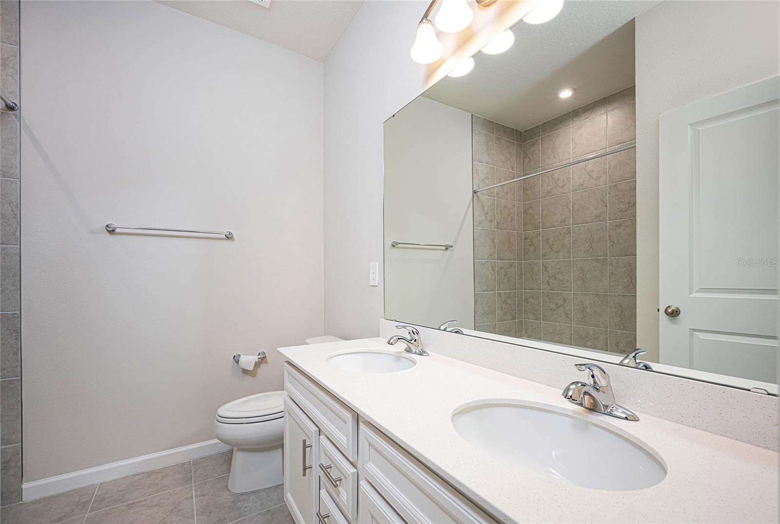 Image 10 of 42 For 16873 Castoro Drive