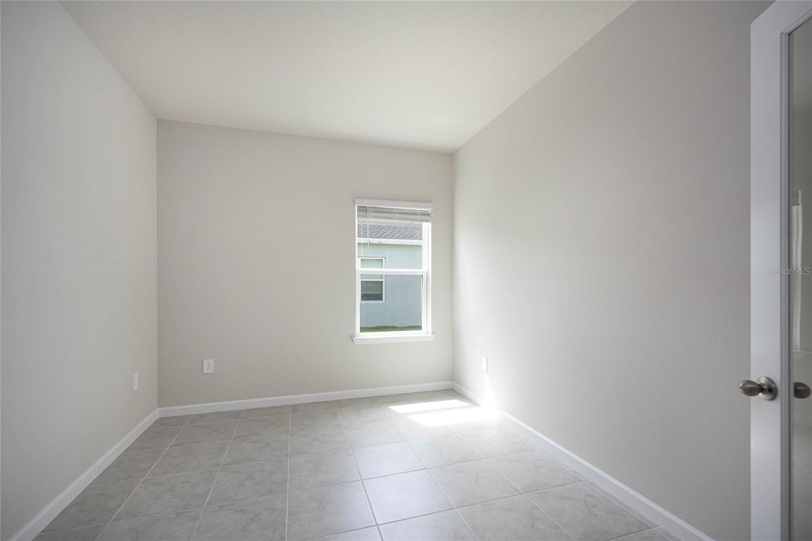 Image 13 of 42 For 16873 Castoro Drive