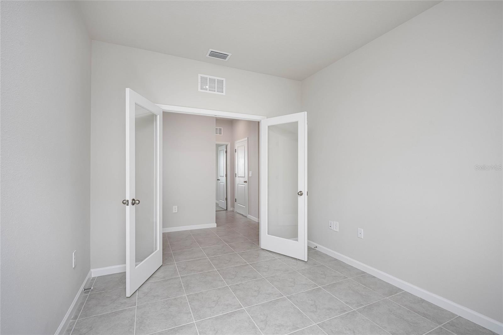 Image 14 of 42 For 16873 Castoro Drive